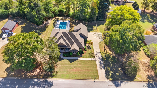 406 Clear Creek View
