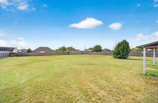 1906 HOLLYBROOKE Lane