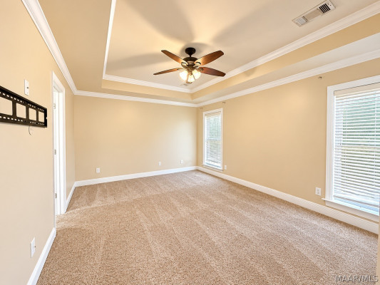 9829 HELMSLEY Circle