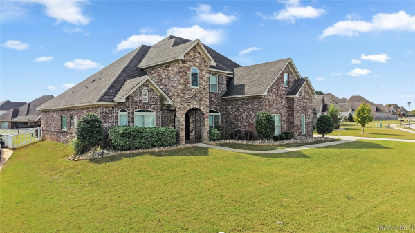 9038 MILLICAN Trail