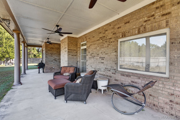 1160 Laurel Brook Lane