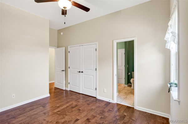 9400 CRESCENT LODGE Circle
