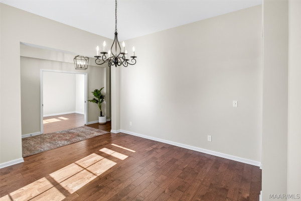 9400 CRESCENT LODGE Circle
