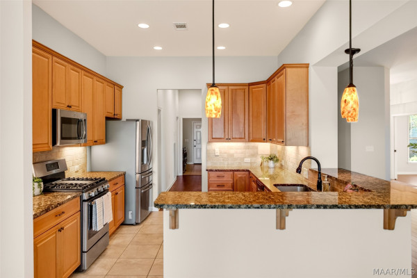 9400 CRESCENT LODGE Circle