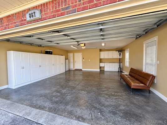 867 Somerset Drive