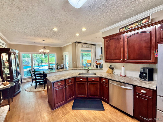 395 MAGNOLIA Loop