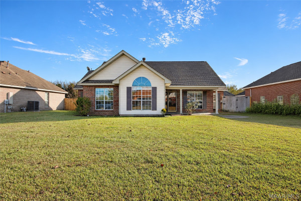 26 Silver Pointe Drive