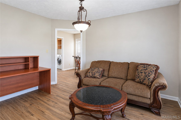 26 Silver Pointe Drive