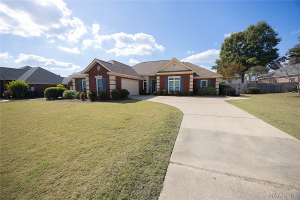 517 Red Oak Court