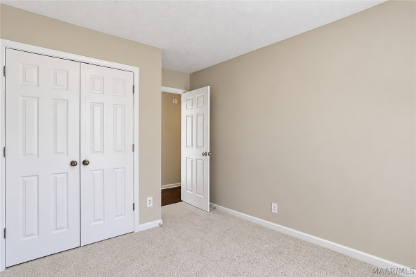 8925 COTSWOLD Court