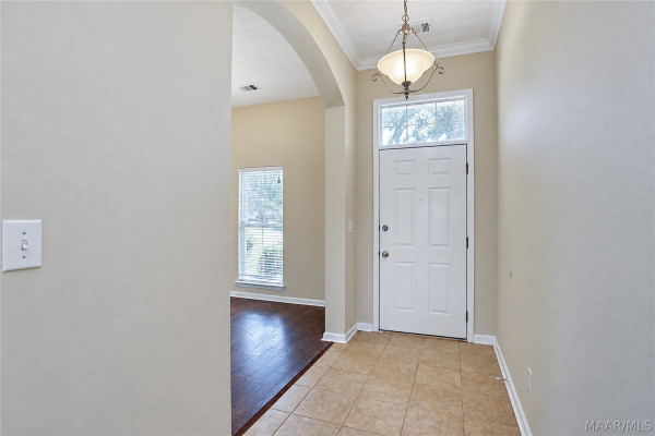 8925 COTSWOLD Court