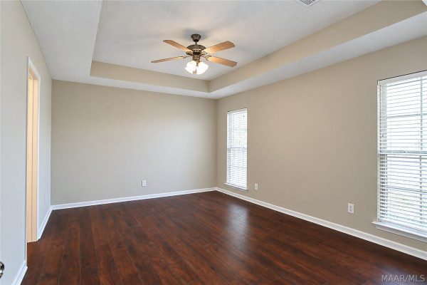 8925 COTSWOLD Court
