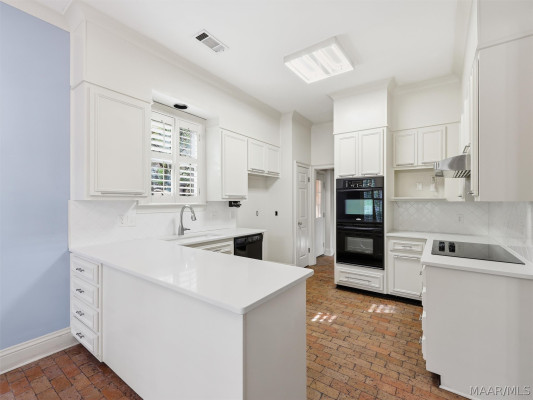 3389 Augusta Place