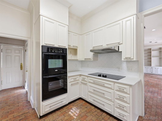 3389 Augusta Place