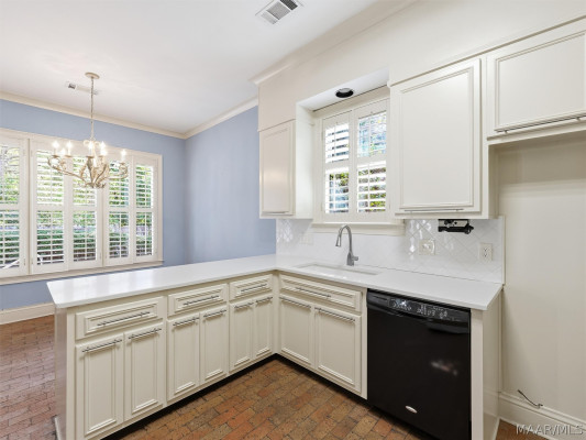 3389 Augusta Place
