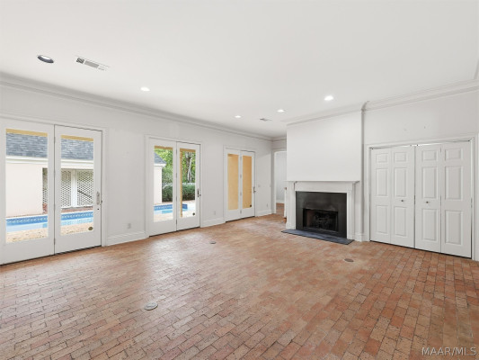 3389 Augusta Place